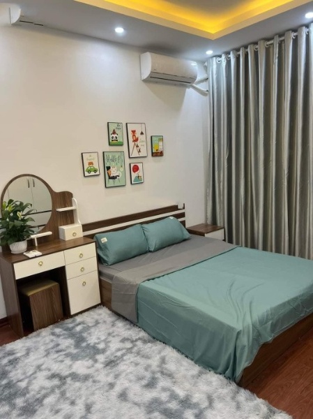 Bán nhà 5 tầng đường Bạch Đằng tặng full nội thất